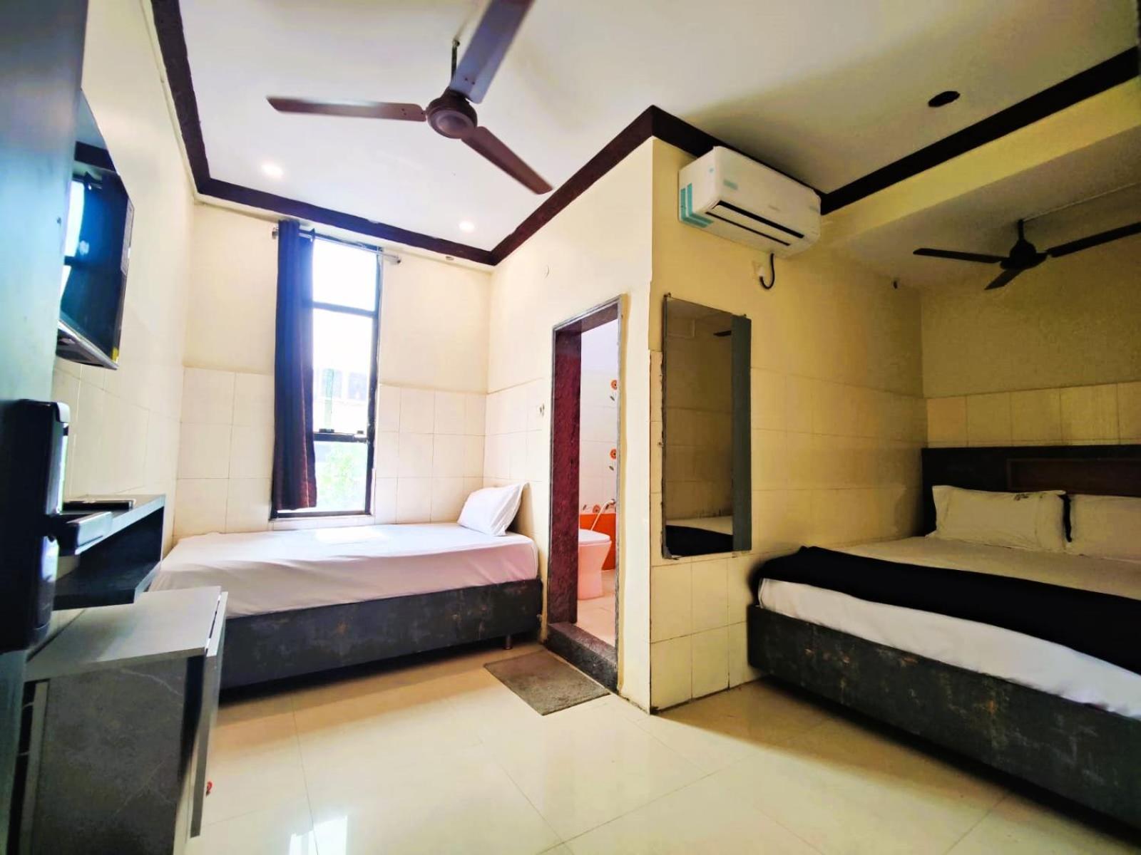 The Livin Residency Hotel Visakhapatnam Exterior photo
